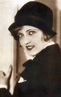 Dolly Grey
