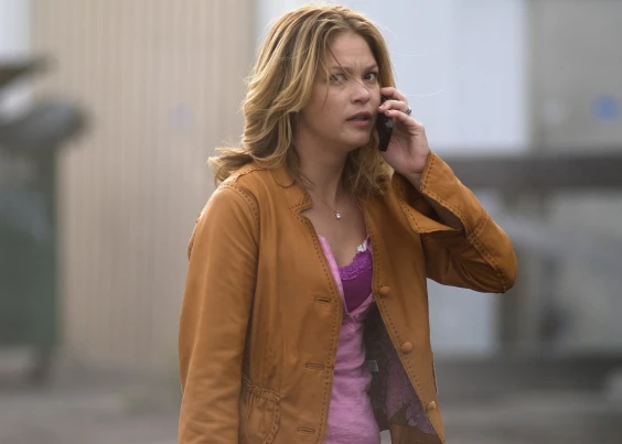Nicki Aycox
