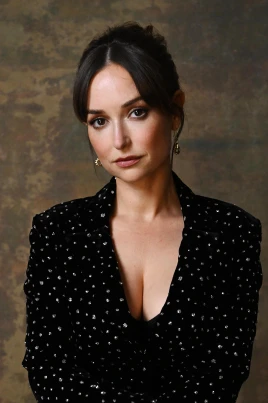 Milana Vayntrub