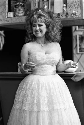 Lynne Marie Stewart