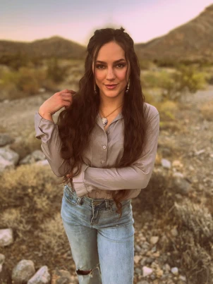 Courtney Akbar