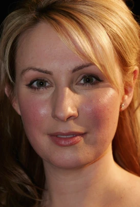 Lisa McCune