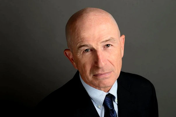 Everett Quinton