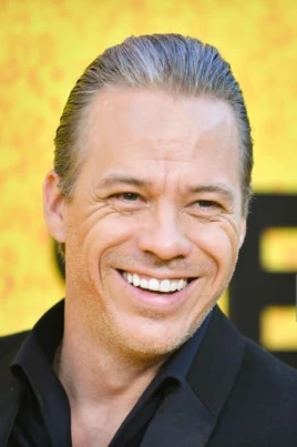 Michael Raymond-James