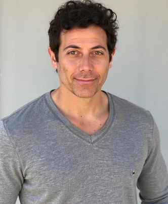Greg Lindsay