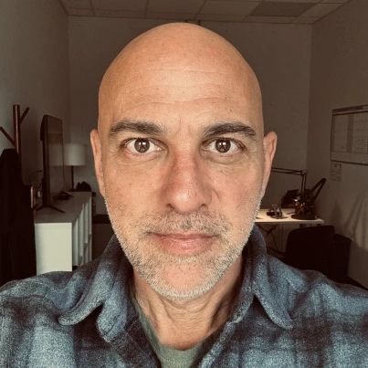 Marcos Siega
