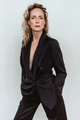 Lucy Taylor