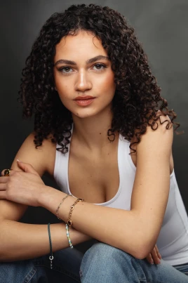 Thalia Elansari