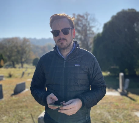 Elliott Barker