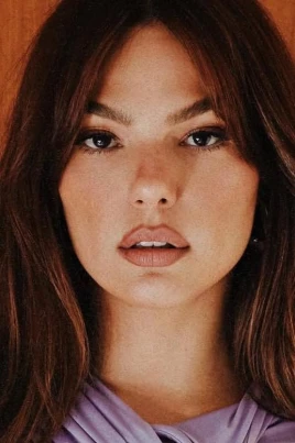Isis Valverde